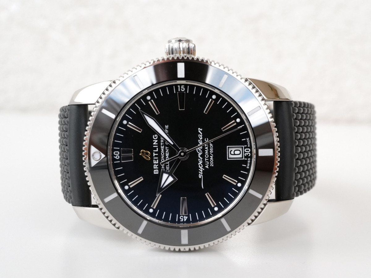 Швейцарские часы Breitling Superocean Heritage B20 Automatic 42