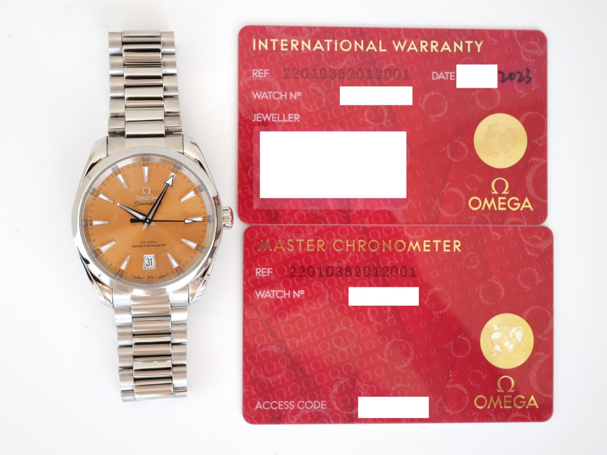Швейцарские часы Omega Seamaster Aqua Terra Chronometer Shades Saffron Dial 38