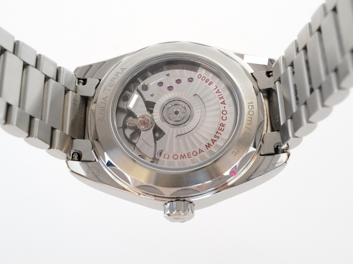 Швейцарские часы Omega Seamaster Aqua Terra Chronometer Shades Saffron Dial 38