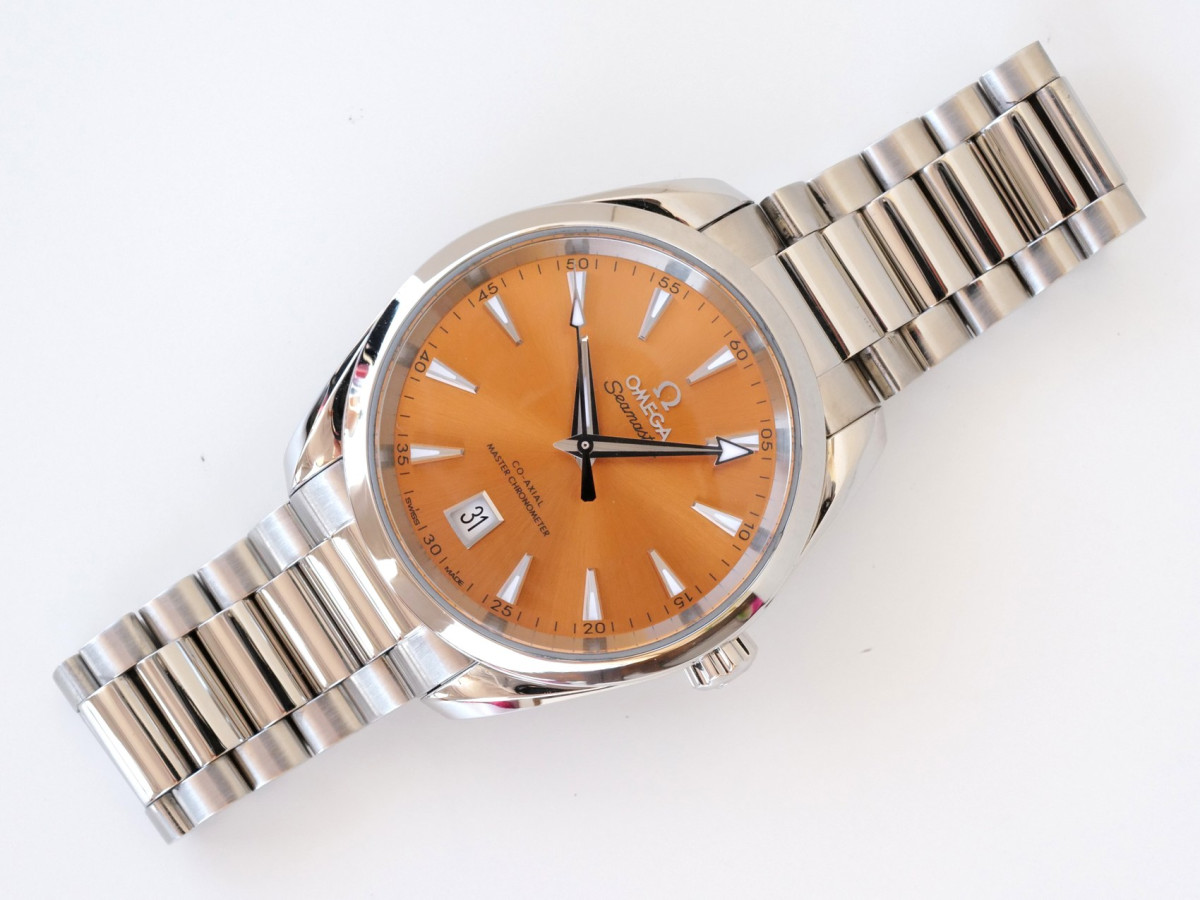Швейцарские часы Omega Seamaster Aqua Terra Chronometer Shades Saffron Dial 38