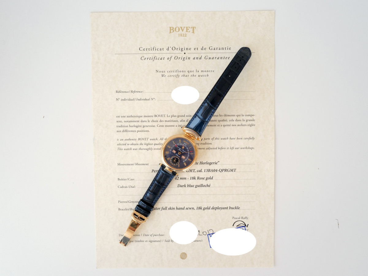 Швейцарские часы Bovet Amadeo Fleurier Perpetual Calendar Retrograde GMT 18K Rose Gold Blue Dial 42