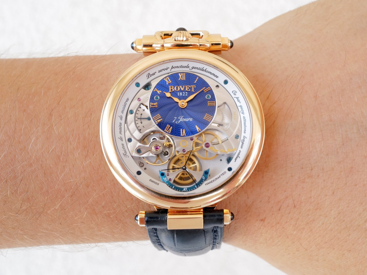 Швейцарський годинник Bovet Amadeo Fleurier Monsieur 7 Jours Double Face 18K Rose Gold 43