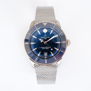 Швейцарские часы Breitling SuperOcean Heritage B31 Automatic Blue Dial 42