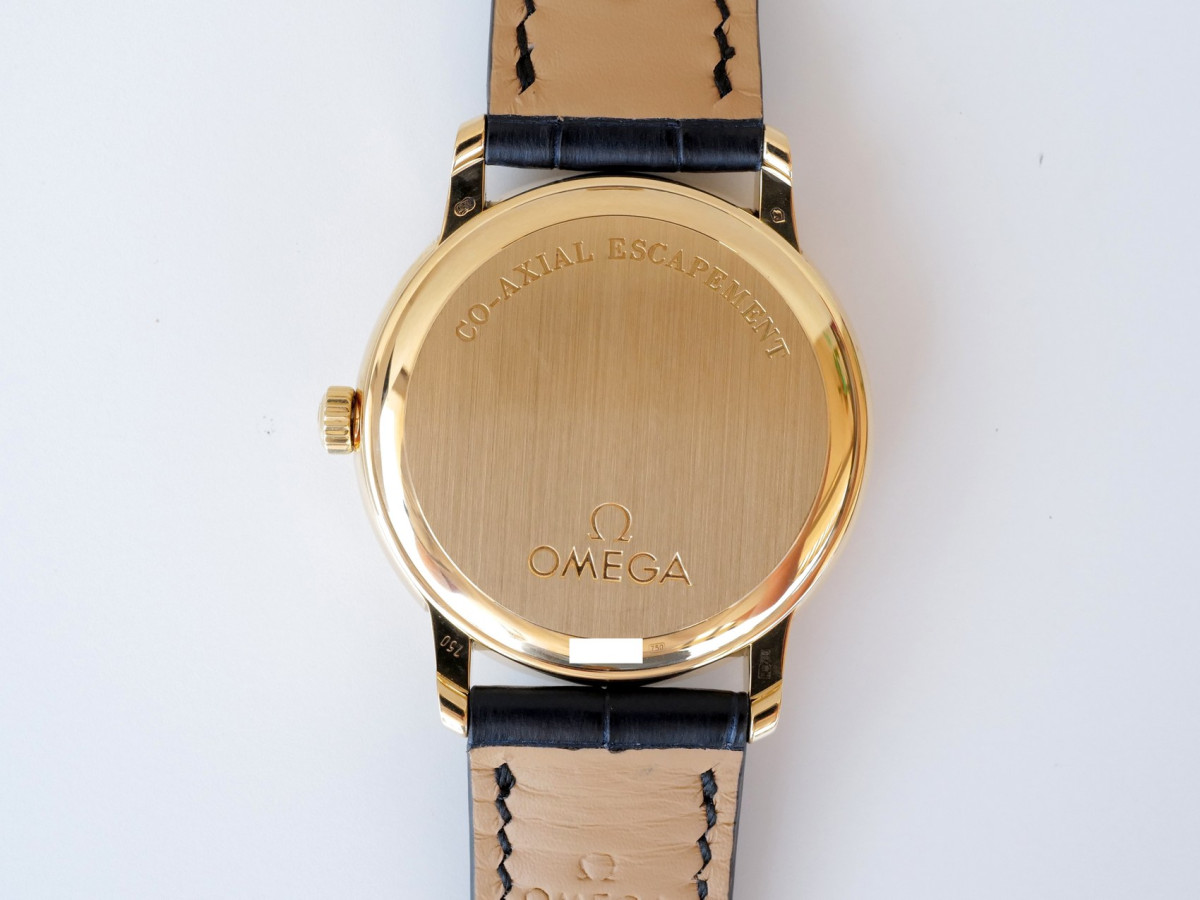 Швейцарський годинник Omega De Ville Prestige 18K Yellow Gold Blue Dial 39