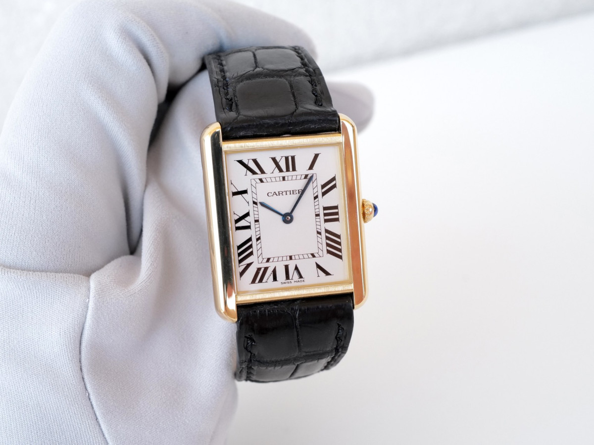 Швейцарские часы Cartier Tank Solo 18K Yellow Gold