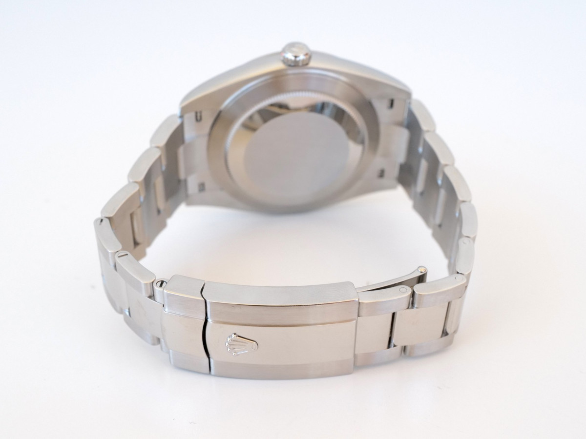 Швейцарские часы Rolex Datejust 41 Blue Roman Dial Oyster Bracelet