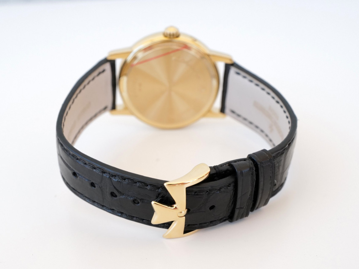 Швейцарские часы Vacheron Constantin Patrimony 18K Yellow Gold 36