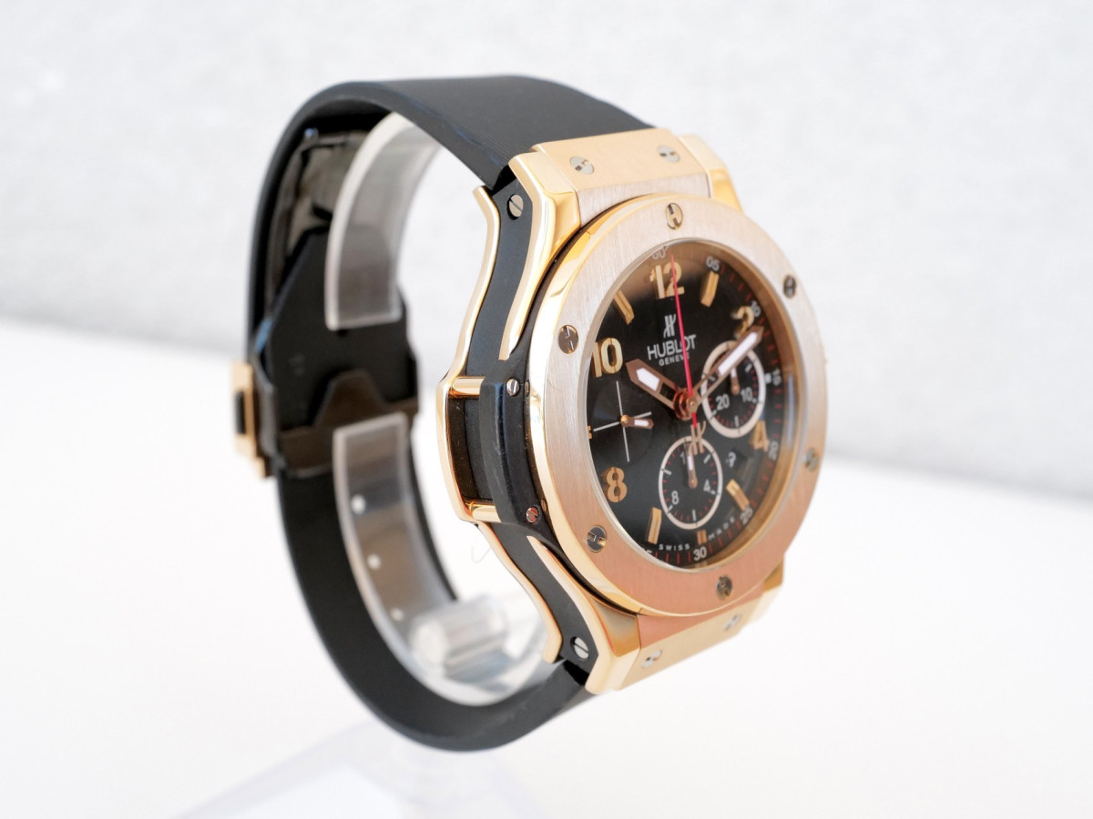 Швейцарские часы Hublot Big Bang Original 18K Rose Gold 44