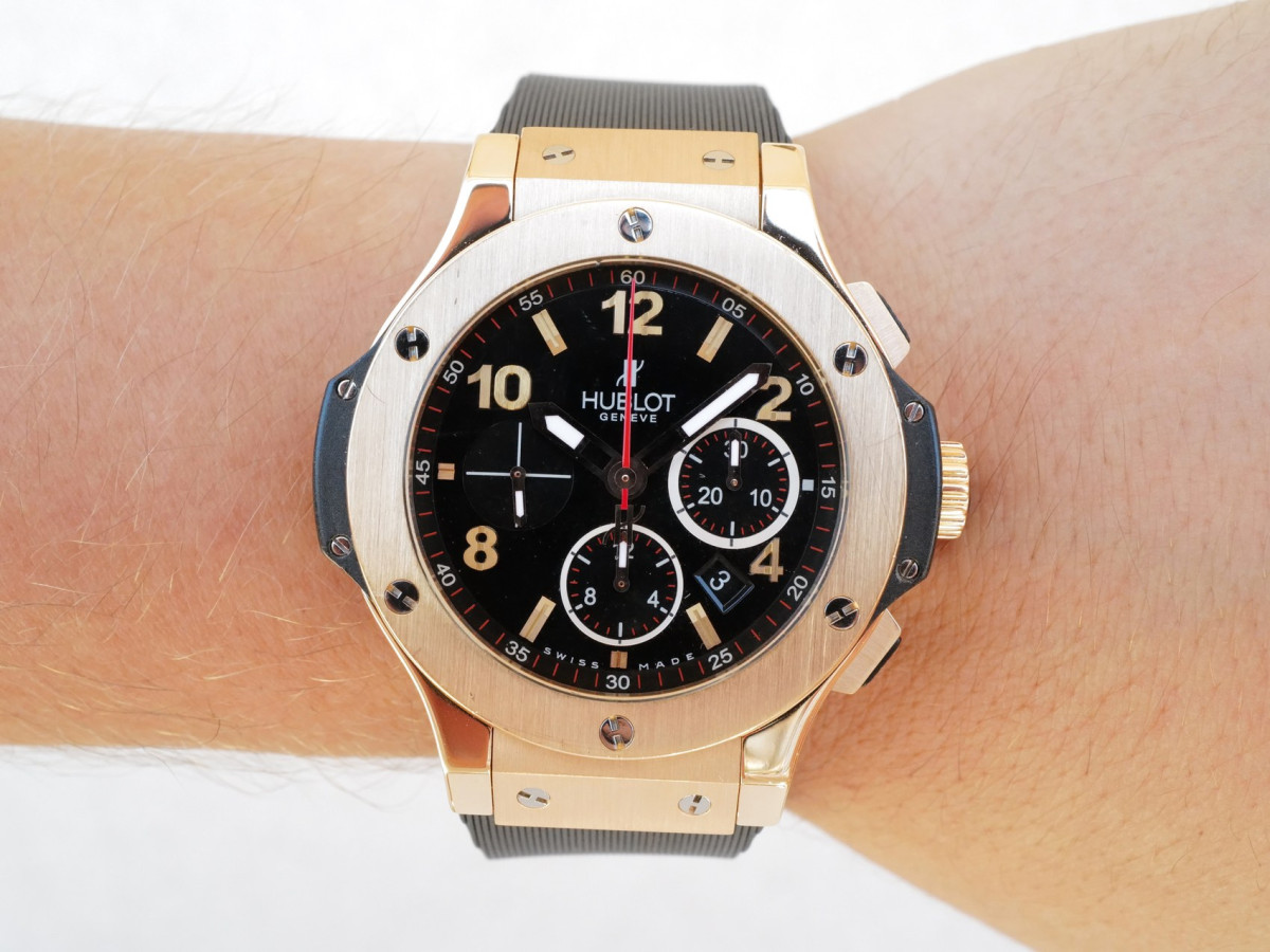 Швейцарские часы Hublot Big Bang Original 18K Rose Gold 44