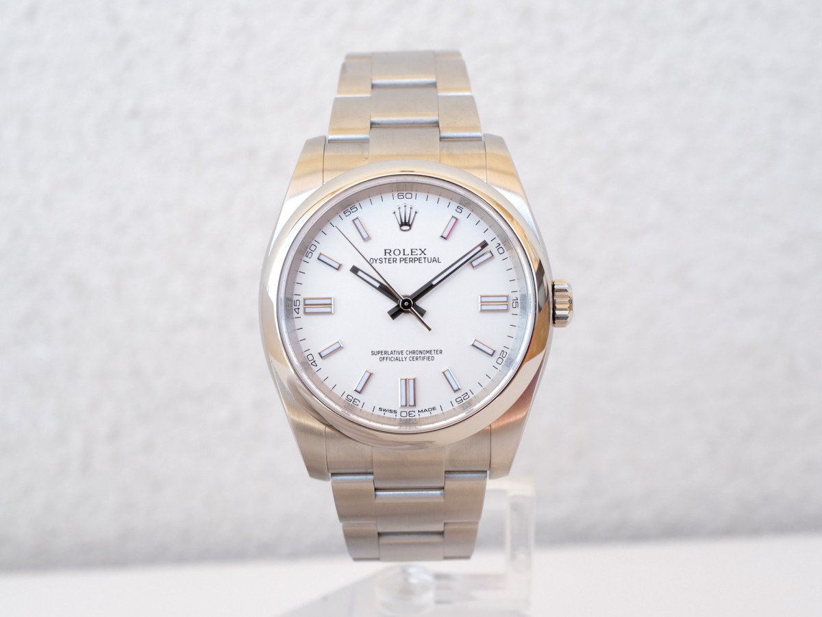 Швейцарские часы Rolex Oyster Perpetual 36 White Dial