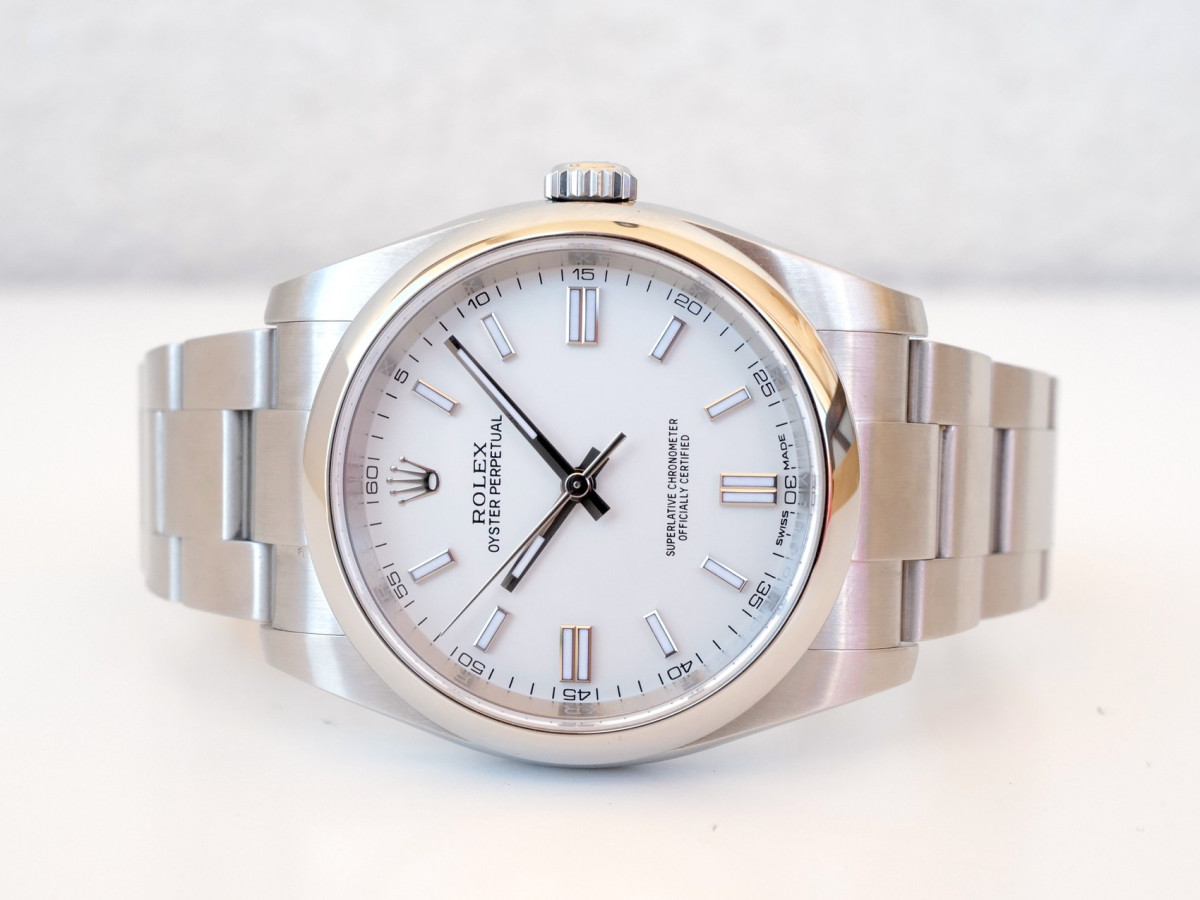 Швейцарские часы Rolex Oyster Perpetual 36 White Dial