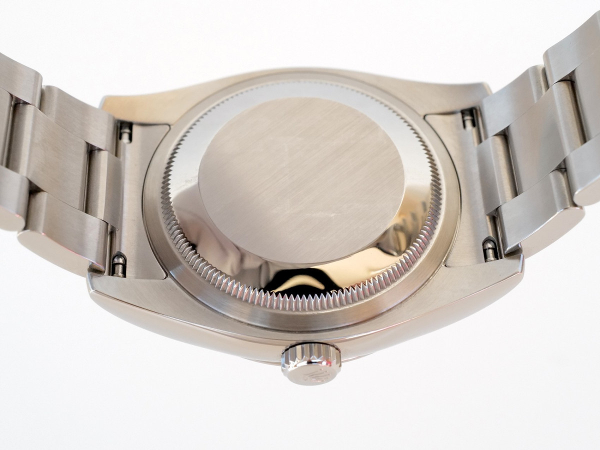 Швейцарские часы Rolex Oyster Perpetual 36 White Dial