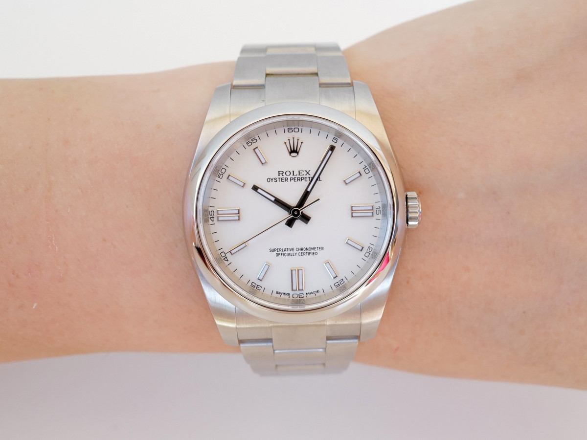 Швейцарские часы Rolex Oyster Perpetual 36 White Dial
