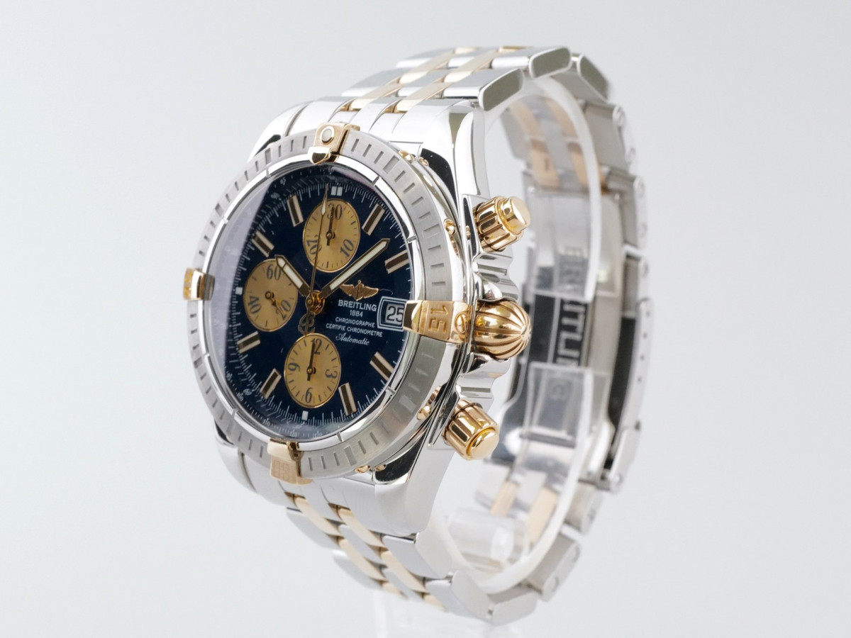 Швейцарские часы Breitling Chronomat Evolution Blue Dial Gold Steel 44