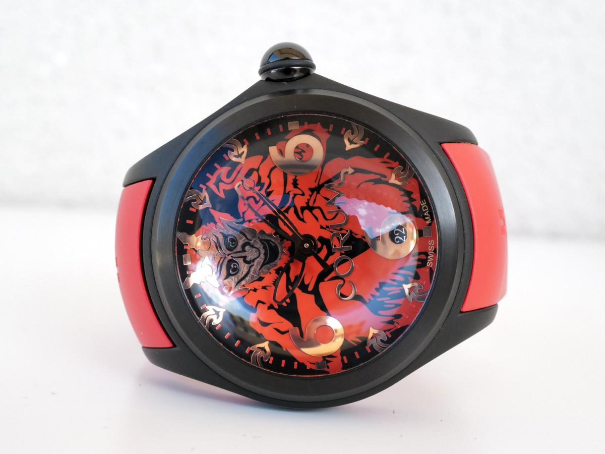 Швейцарський годинник Corum Bubble Diablo Titanium Limited Edition 52