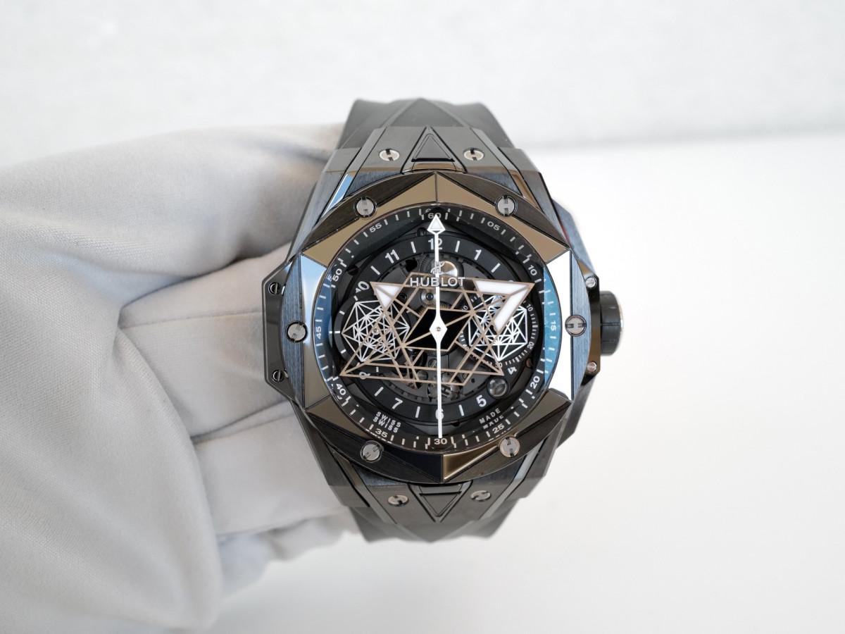 Швейцарський годинник Hublot Big Bang Sang Bleu II Black Magic Ceramic 45