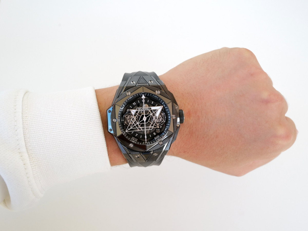 Швейцарський годинник Hublot Big Bang Sang Bleu II Black Magic Ceramic 45
