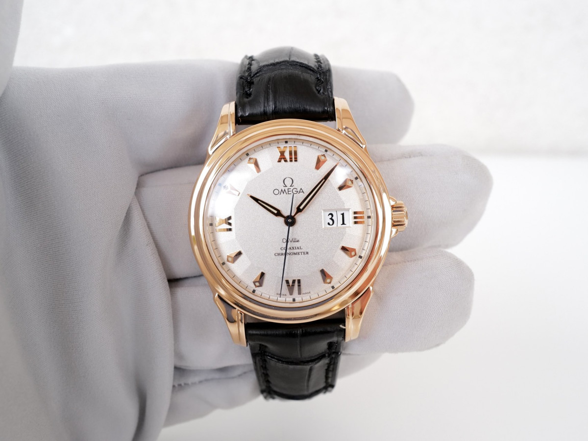 Швейцарские часы Omega De Ville Co-Axial Chronometer 18K Rose Gold Limited Edition 39
