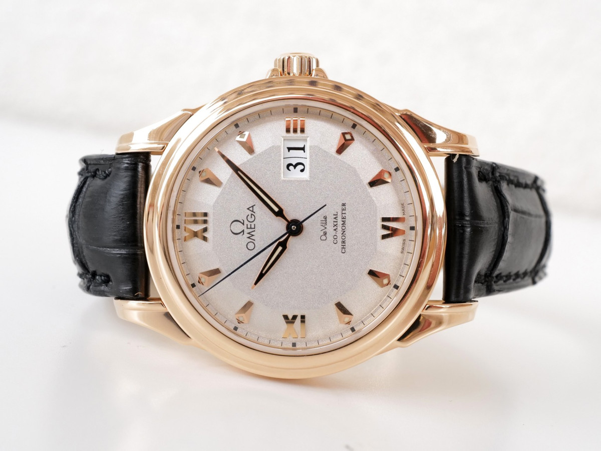 Швейцарские часы Omega De Ville Co-Axial Chronometer 18K Rose Gold Limited Edition 39