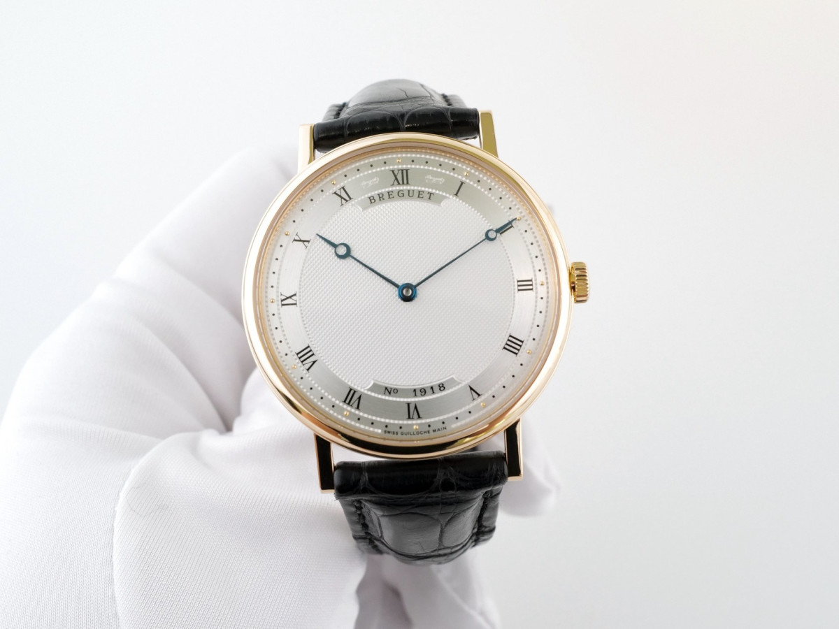 Швейцарський годинник Breguet Classique Ultra Slim