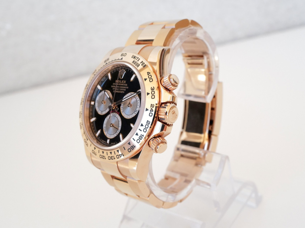 Швейцарские часы Rolex Cosmograph Daytona 18K Rose Gold Black Dial