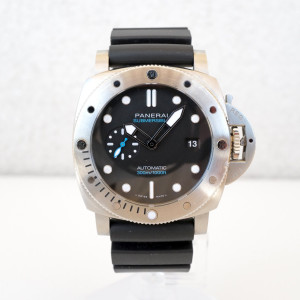 Swiss watch Panerai Submersible 44