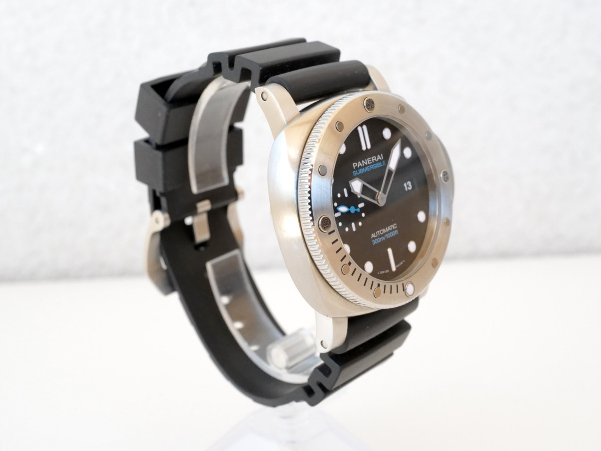 Swiss watch Panerai Submersible 44