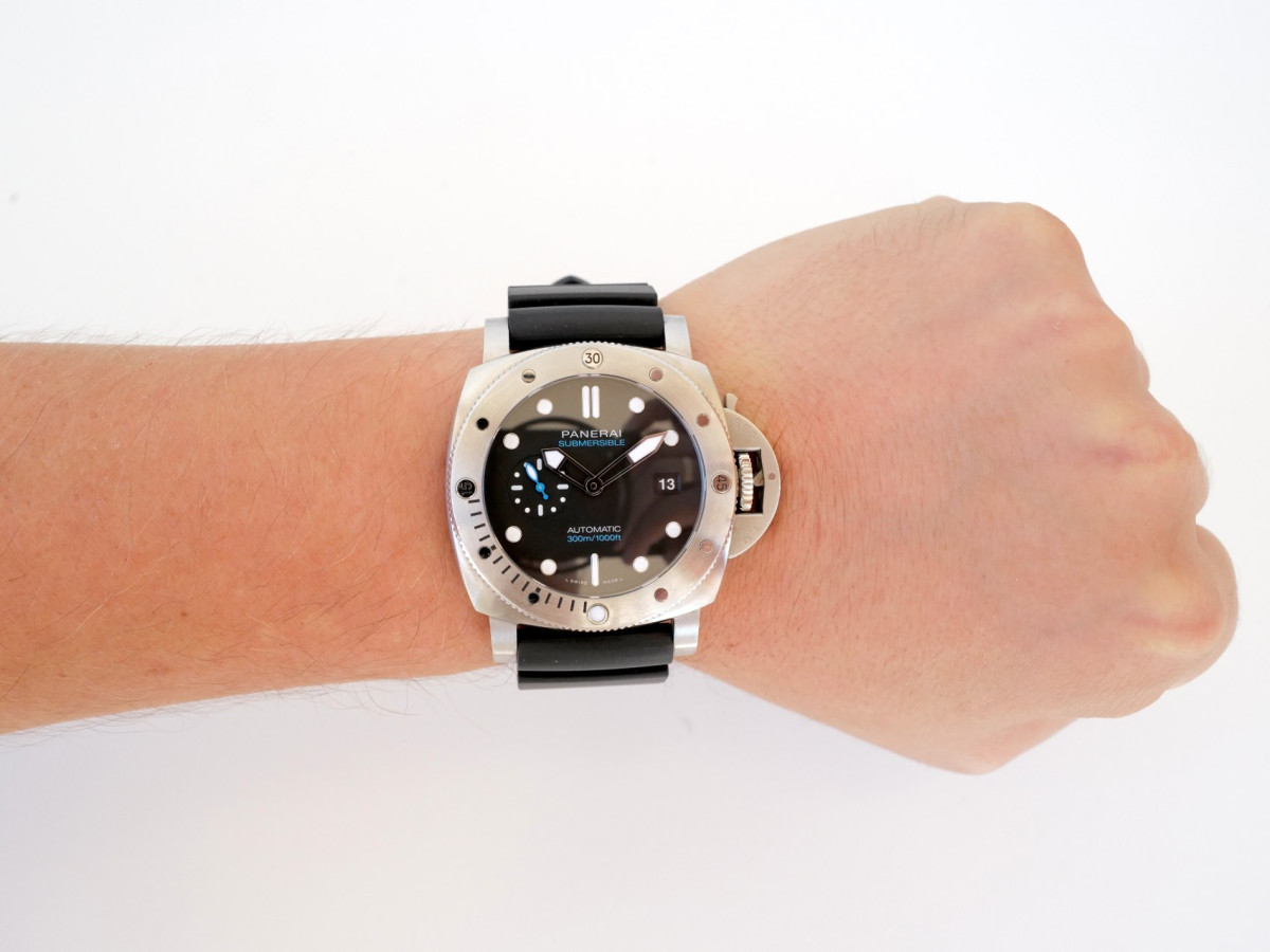 Swiss watch Panerai Submersible 44