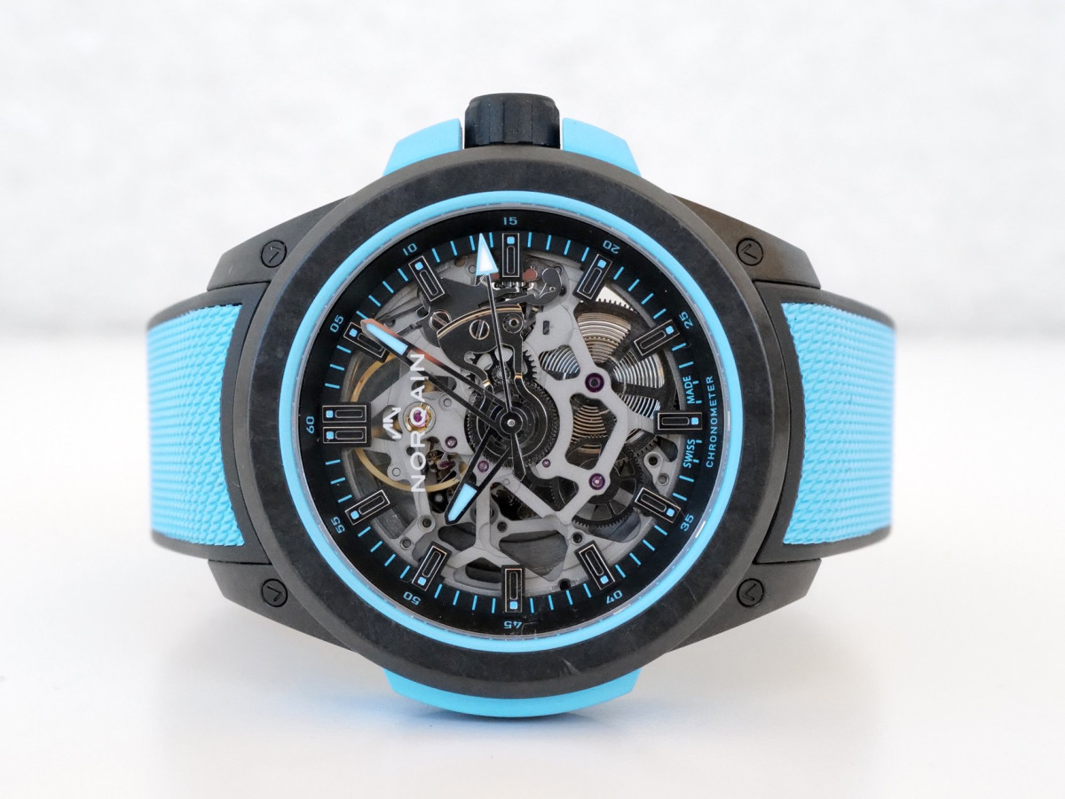 Швейцарские часы Norqain Wild ONE Skeleton Sky Blue 39