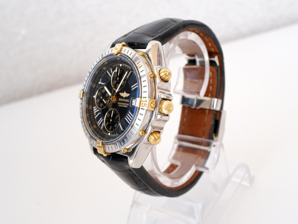 Швейцарские часы Breitling Crosswind Chronograph Steel 18K Yellow Gold Black Dial 43