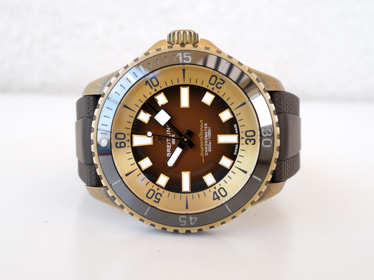 Швейцарские часы Breitling Superocean Bronze 44