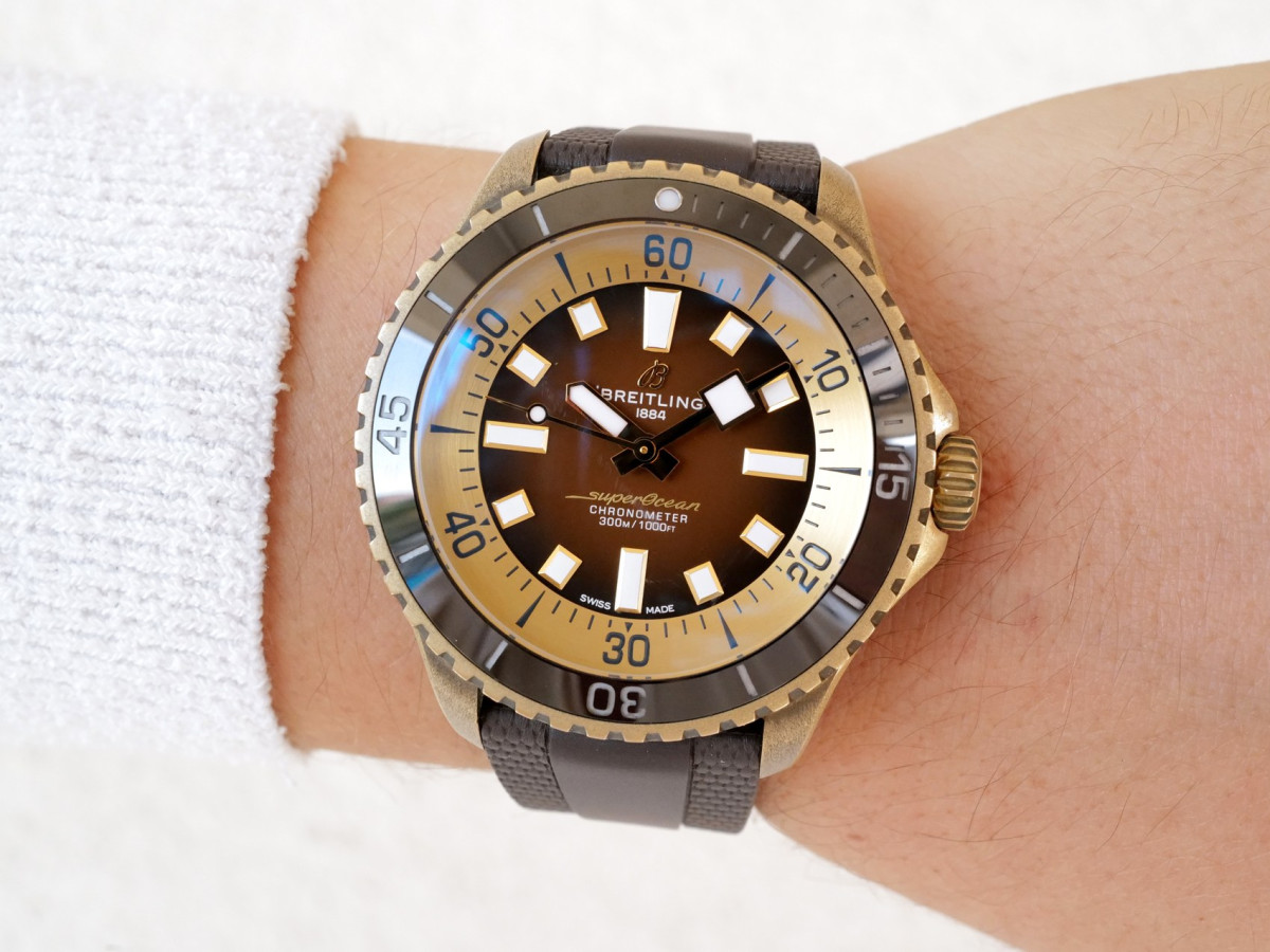 Швейцарские часы Breitling Superocean Bronze 44