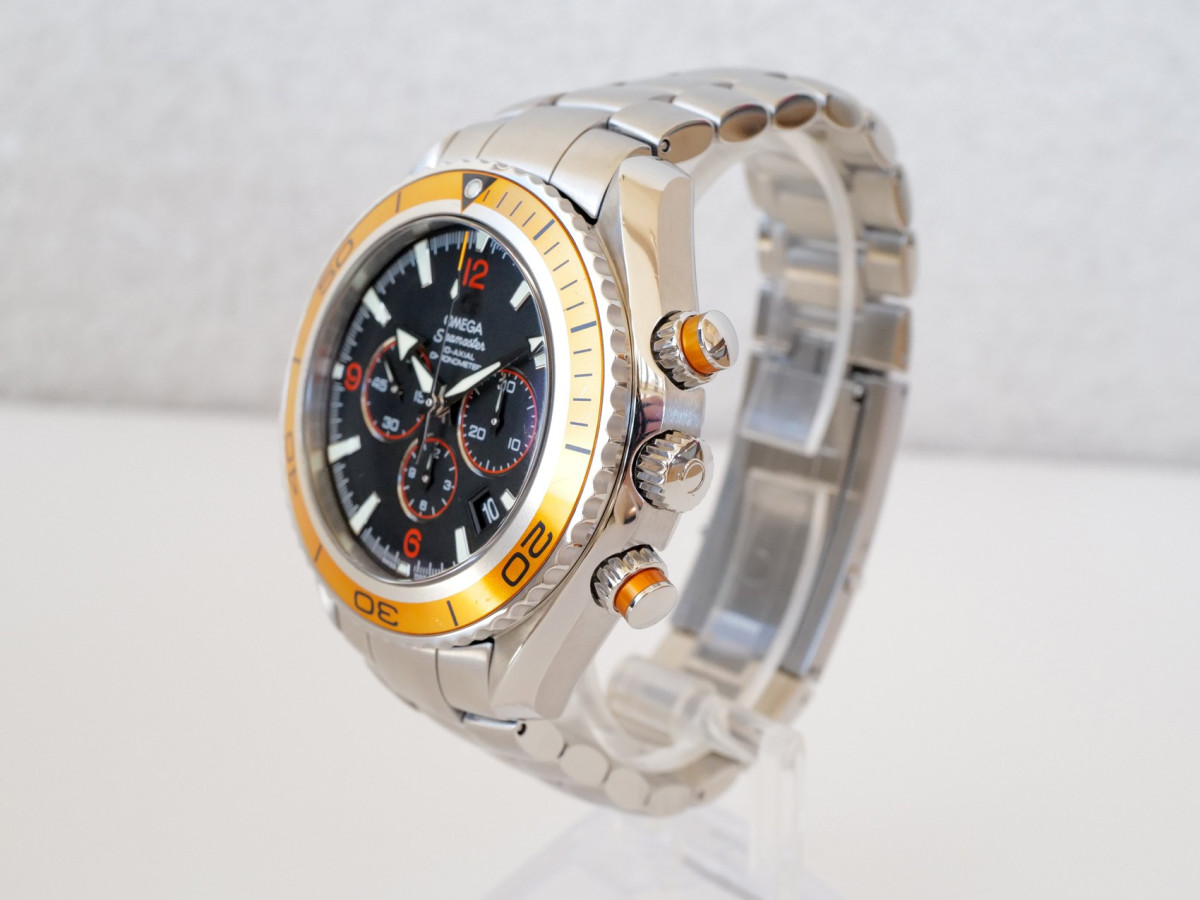 Швейцарские часы Omega Seamaster Planet Ocean 600M Chronograph 46 Orange Black Dial