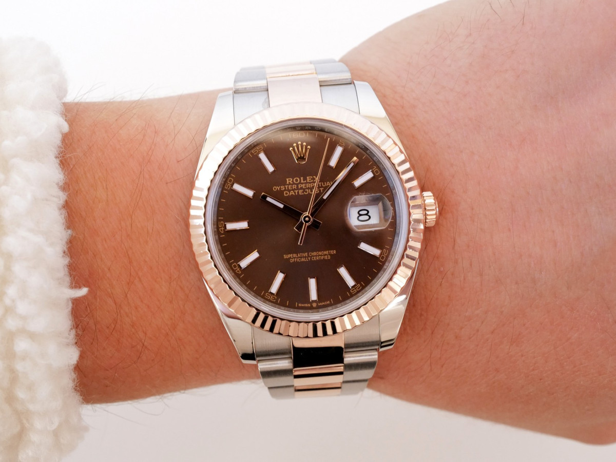 Швейцарские часы Rolex Datejust 41 Oyster Steel 18K Rose Gold Chocolate Brown Dial (02.2021)