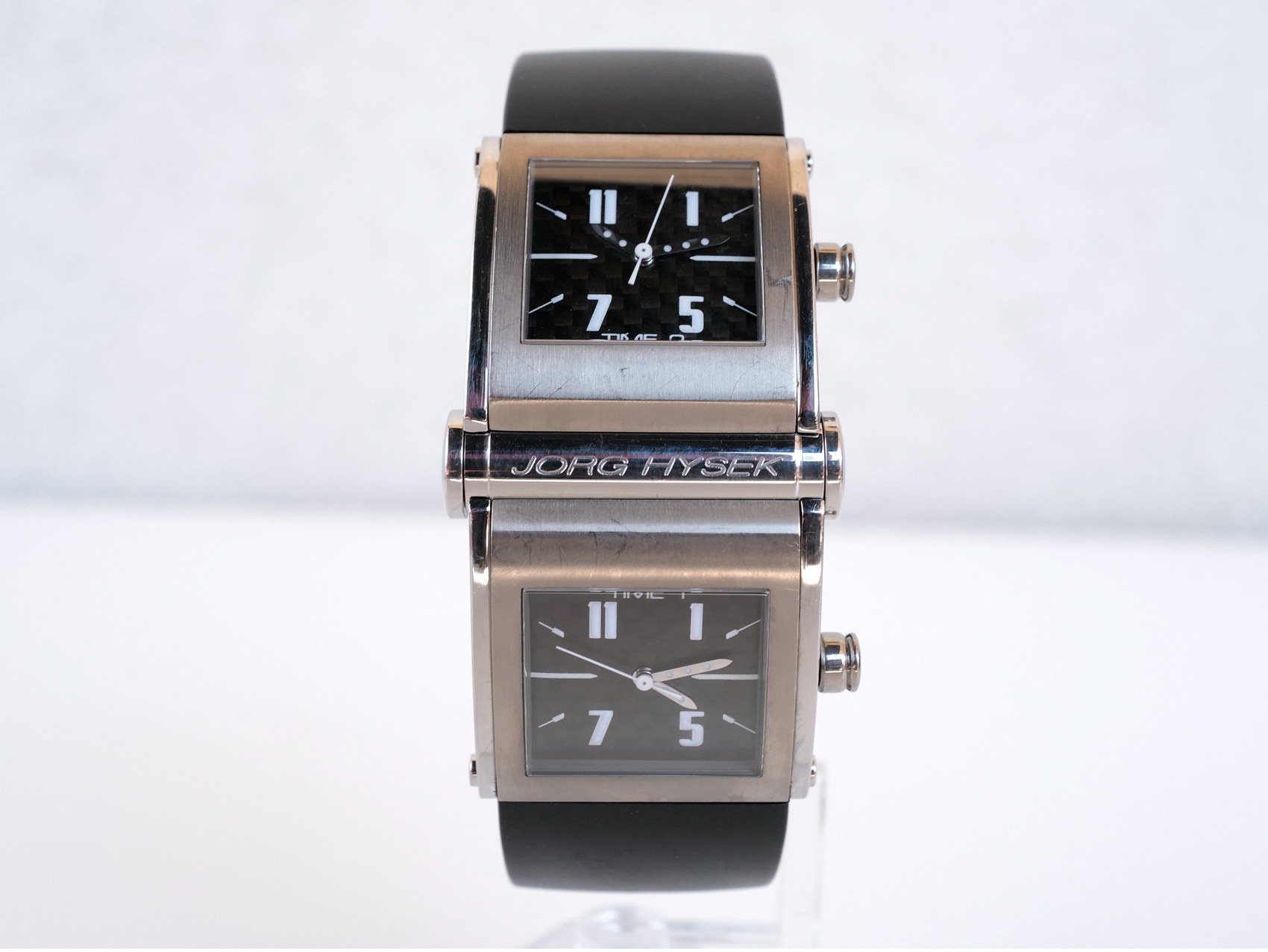 jorg-hysek-dual-time-traveller