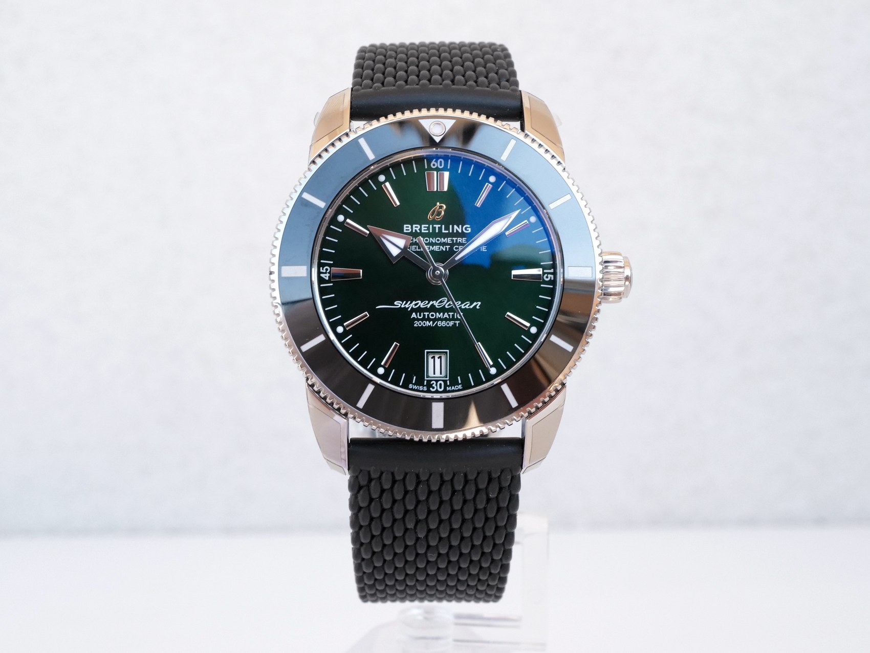 Breitling Superocean Heritage II B20 42mm Green Dial: купить новые