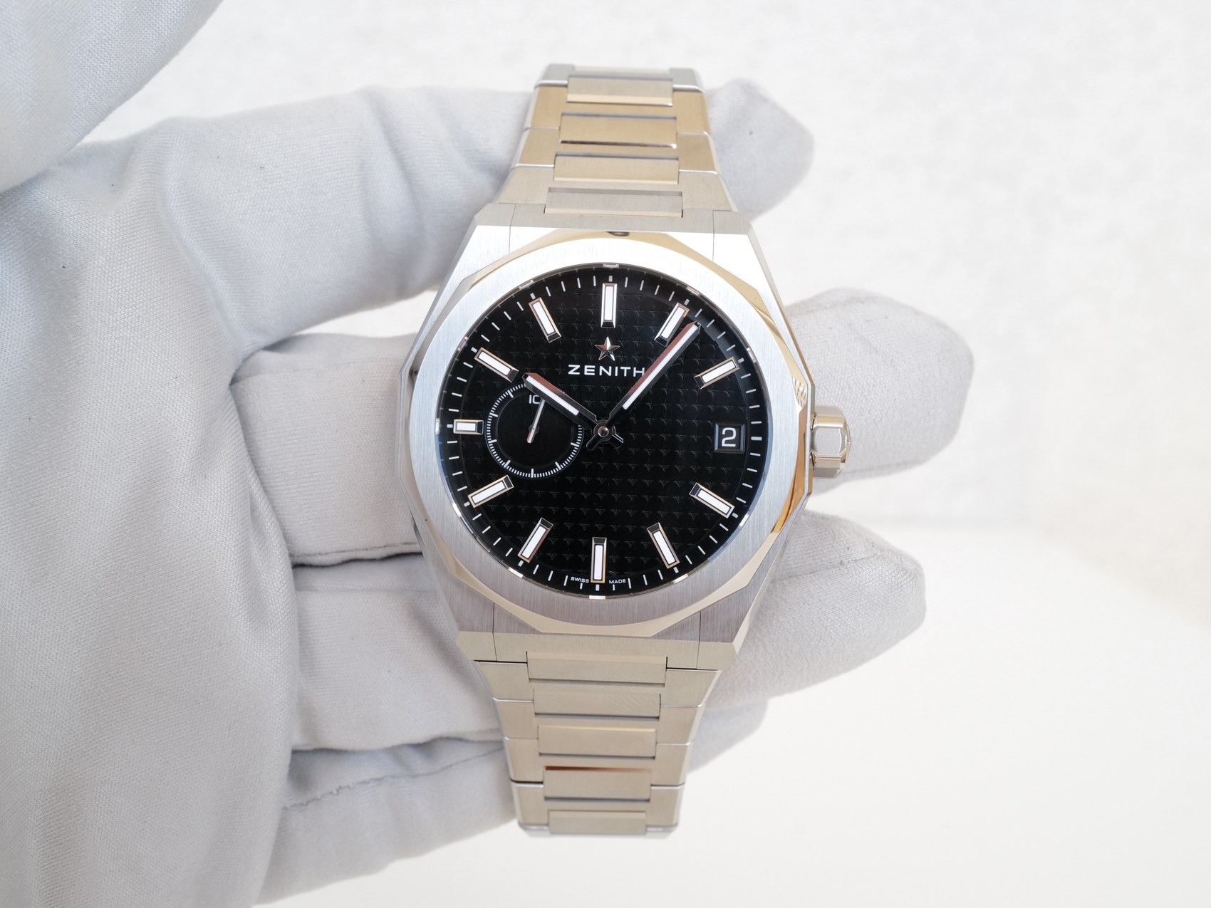 Zenith Defy Skyline Black Dial 41: купить часы по выгодной цене